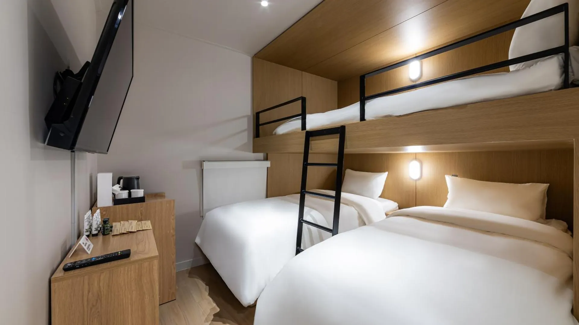 Bread Hill Hotel Jongno Seoul 2*,